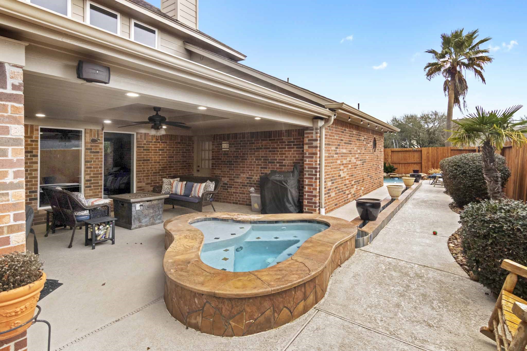 4311 Green Tree Court Pasadena, TX 77505 - Photo 40 of 49 Relax in your hot tub.