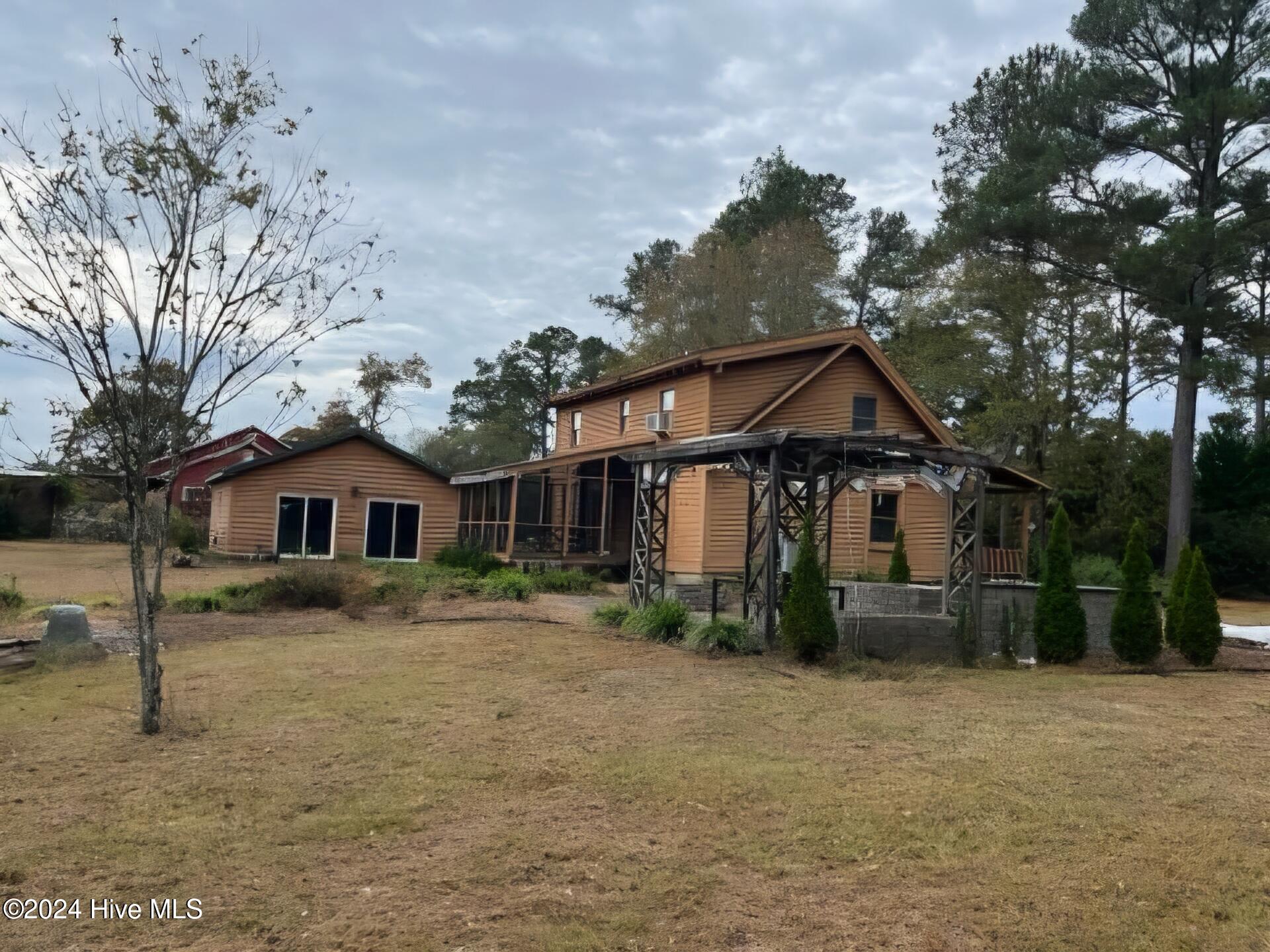 493 Highway 172 Hubert, NC 28539 - Photo 24 of 33 Both Cabins with Outdoor Kitchen