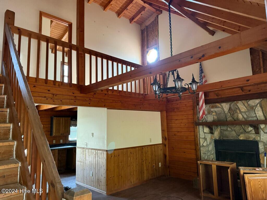 493 Highway 172 Hubert, NC 28539 - Photo 3 of 33 Living Room View to Upstairs