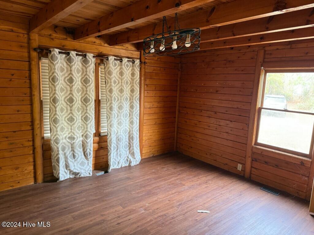 493 Highway 172 Hubert, NC 28539 - Photo 9 of 33 Master Bedroom-1st Floor