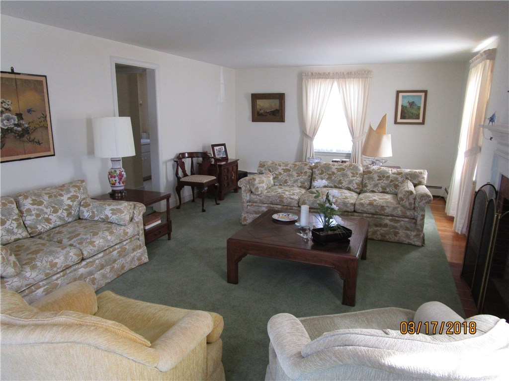 16 Briarfield Road Barrington, RI 02806 - Photo 7 of 27 Front To Back Living Room