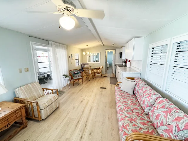 $359,000 | 210 Cardinal Drive, Unit B, Briny Breezes, FL 33435