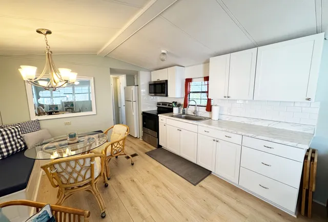 $359,000 | 210 Cardinal Drive, Unit B, Briny Breezes, FL 33435