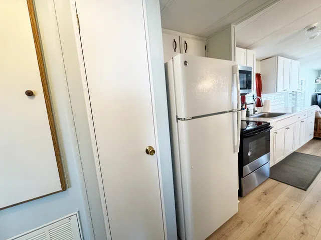 $359,000 | 210 Cardinal Drive, Unit B, Briny Breezes, FL 33435