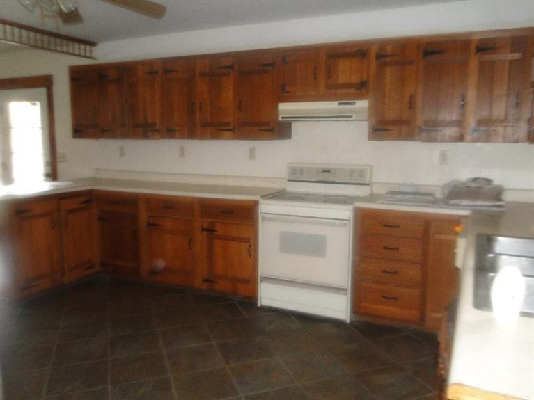 373 Saplin Fork Road Manchester, KY 40962 - Photo 9 of 18 Photo 9