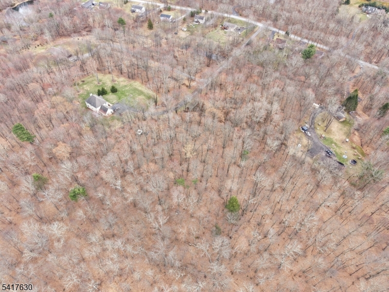 32 A Fox Hollow Road Montague, NJ 07827 - Photo 2 of 9