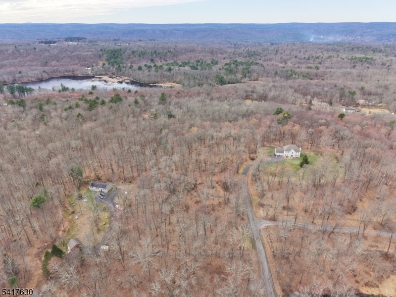 32 A Fox Hollow Road Montague, NJ 07827 - Photo 8 of 9