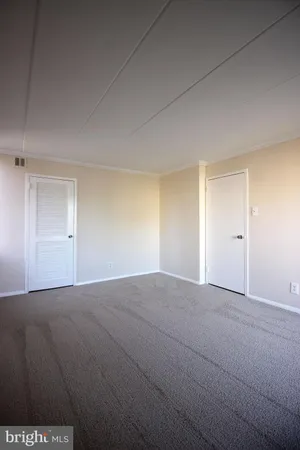 $1,900 | 5709 Indian Court, Unit 190, Alexandria, VA 22303