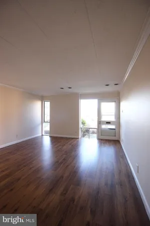 $1,900 | 5709 Indian Court, Unit 190, Alexandria, VA 22303