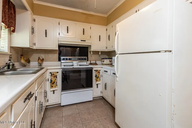 $285,000 | 2402 Highway 309, Byhalia, MS 38611