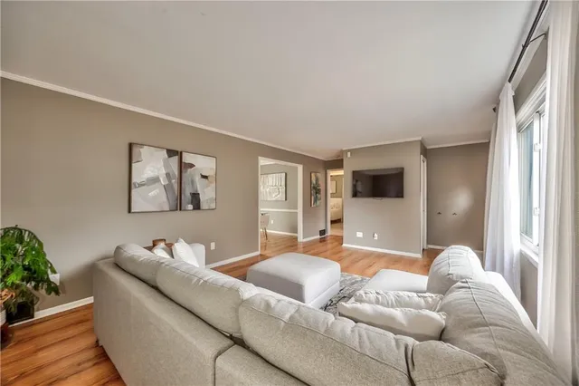 $285,000 | 7605 Rainbow Drive, Prairie Village, KS 66208