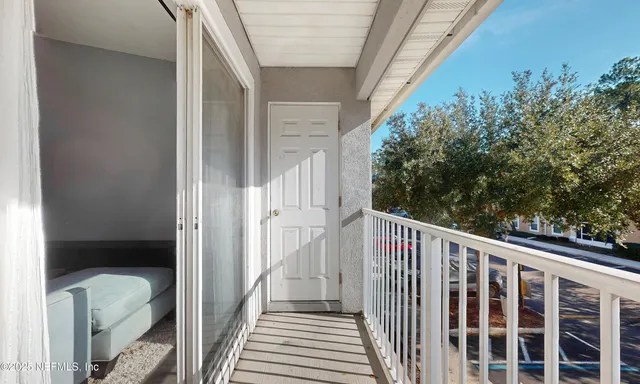 $128,000 | 6106 Maggies Circle, Unit 113, Jacksonville, FL 32244