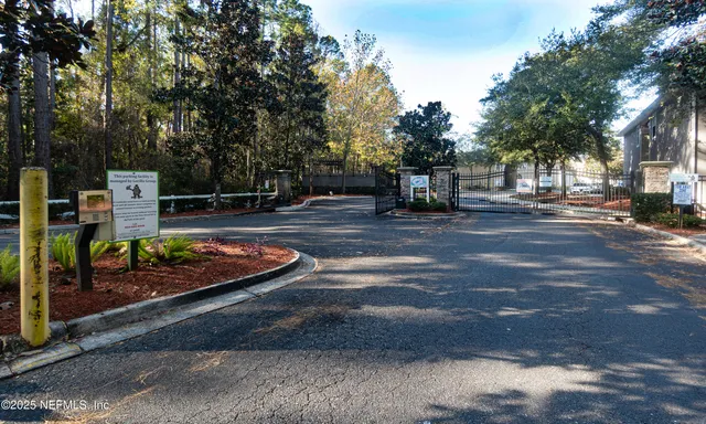 $128,000 | 6106 Maggies Circle, Unit 113, Jacksonville, FL 32244