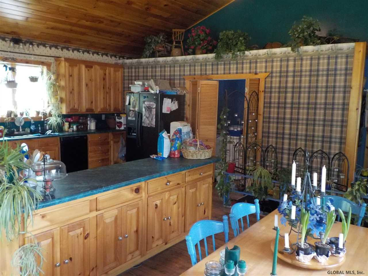 122 Thomas Road Gansevoort, NY 12831 - Photo 4 of 24 Photo 4