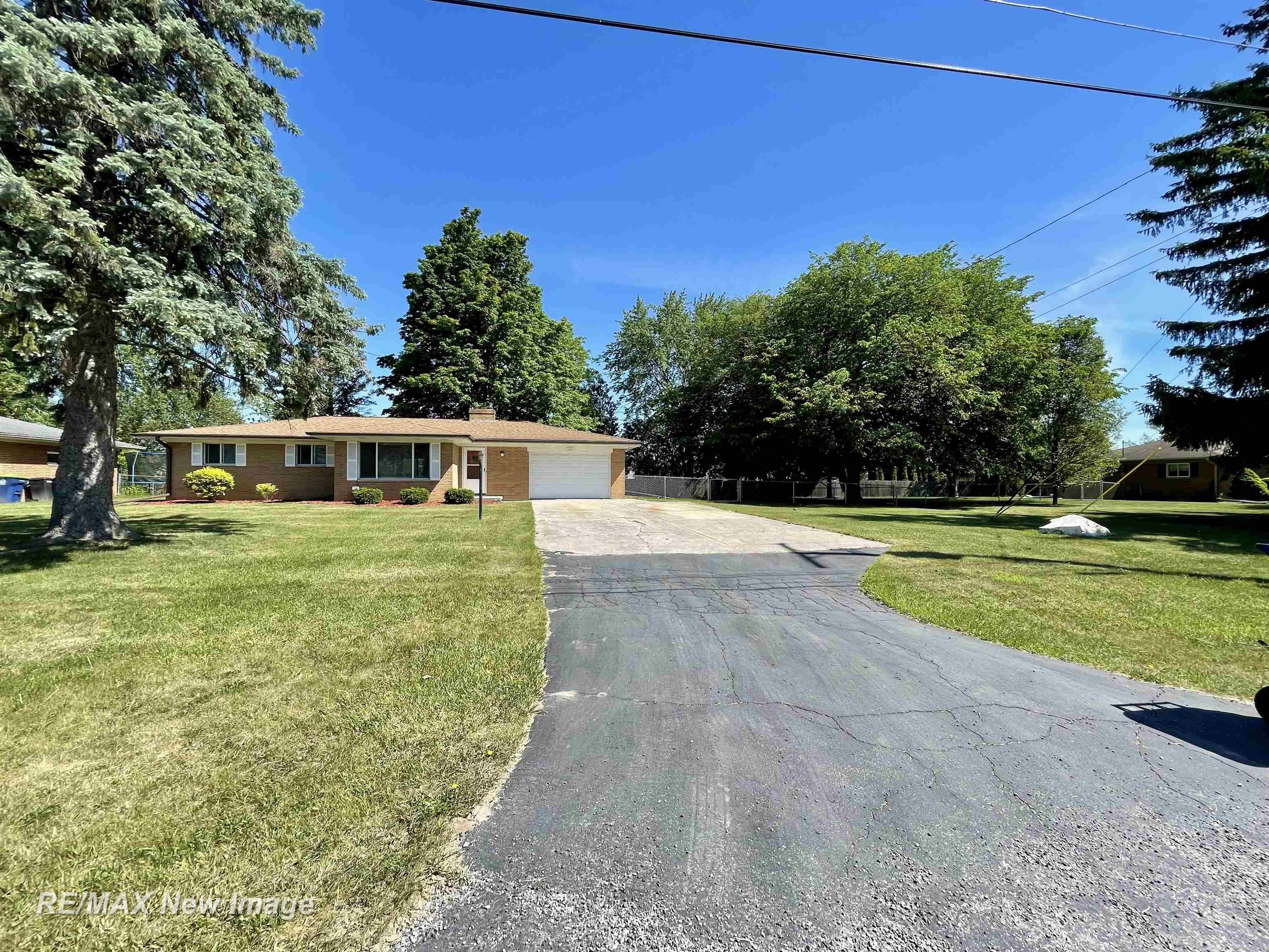 3192 Luther Road Saginaw, MI 48603 - Photo 2 of 50 Gallery Image 2