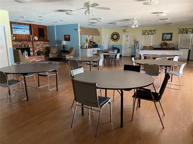 $1,950 | 391 South McMullen Booth Road, Unit 7, Clearwater, FL 33759