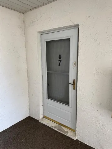 $1,950 | 391 South McMullen Booth Road, Unit 7, Clearwater, FL 33759