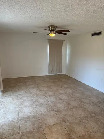 $1,950 | 391 South McMullen Booth Road, Unit 7, Clearwater, FL 33759