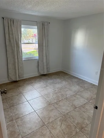 $1,950 | 391 South McMullen Booth Road, Unit 7, Clearwater, FL 33759