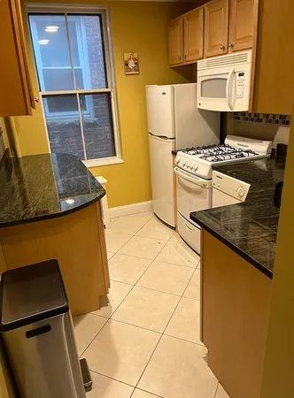 $2,650 | 11 Irving Street, Unit 3, Boston, MA 02114