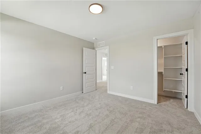 $519,950 | 1933 Southwest Merryman Drive, Lee's Summit, MO 64082