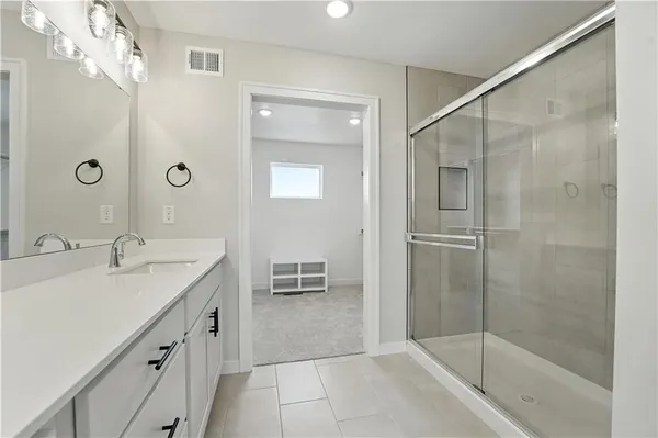 $539,950 | 1933 Southwest Merryman Drive, Lee's Summit, MO 64082