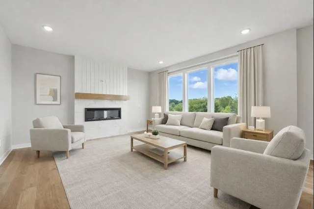 $519,950 | 1933 Southwest Merryman Drive, Lee's Summit, MO 64082