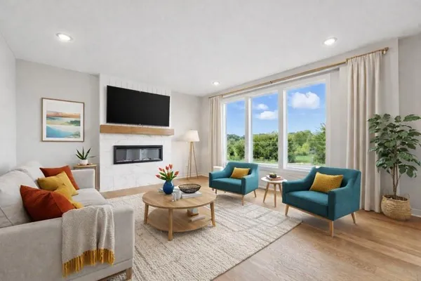 $539,950 | 1933 Southwest Merryman Drive, Lee's Summit, MO 64082