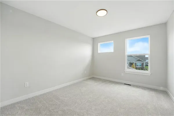 $539,950 | 1933 Southwest Merryman Drive, Lee's Summit, MO 64082