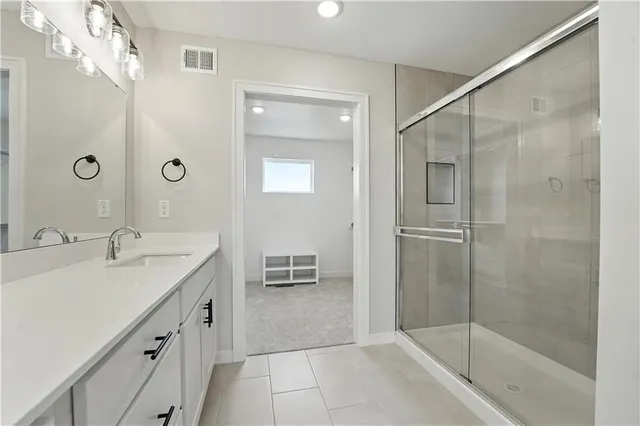 $519,950 | 1933 Southwest Merryman Drive, Lee's Summit, MO 64082