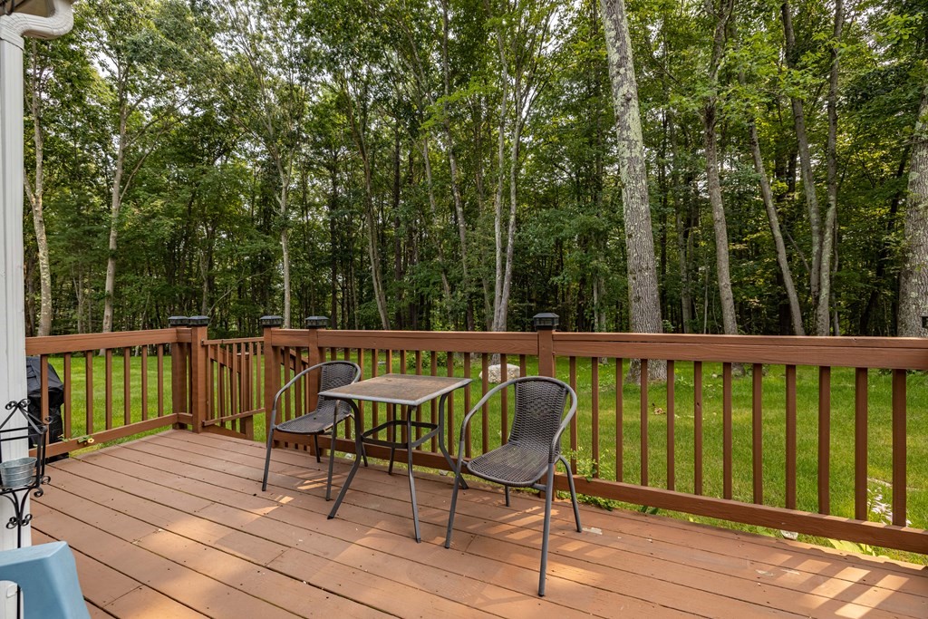 97 Riverview Place, Unit E Southbridge, MA 01550 - Photo 27 of 29