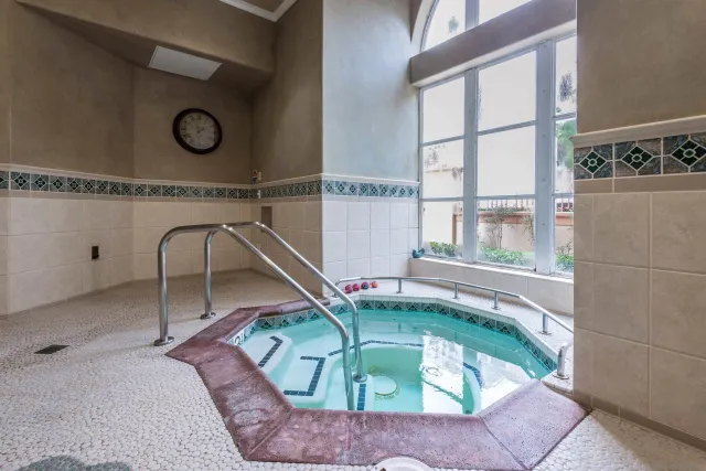 $395,000 | 3890 Nobel Drive, Unit 1104, San Diego, CA 92122