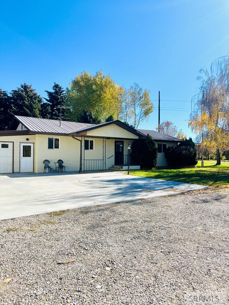 688 North 4146 East Rigby, ID 83442 - Photo 4 of 66