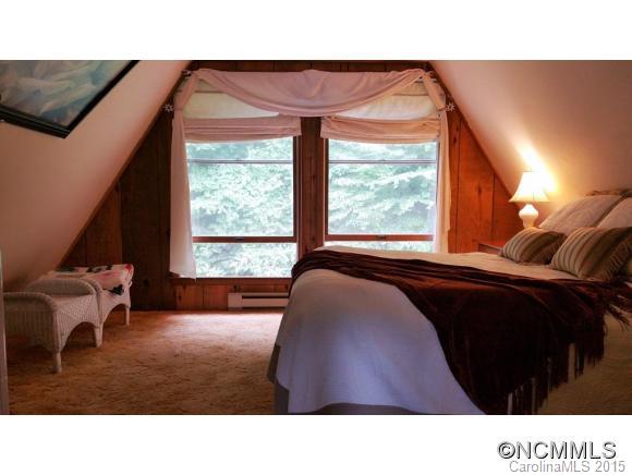 1576 Joe Carver Road Waynesville, NC 28785 - Photo 14 of 21