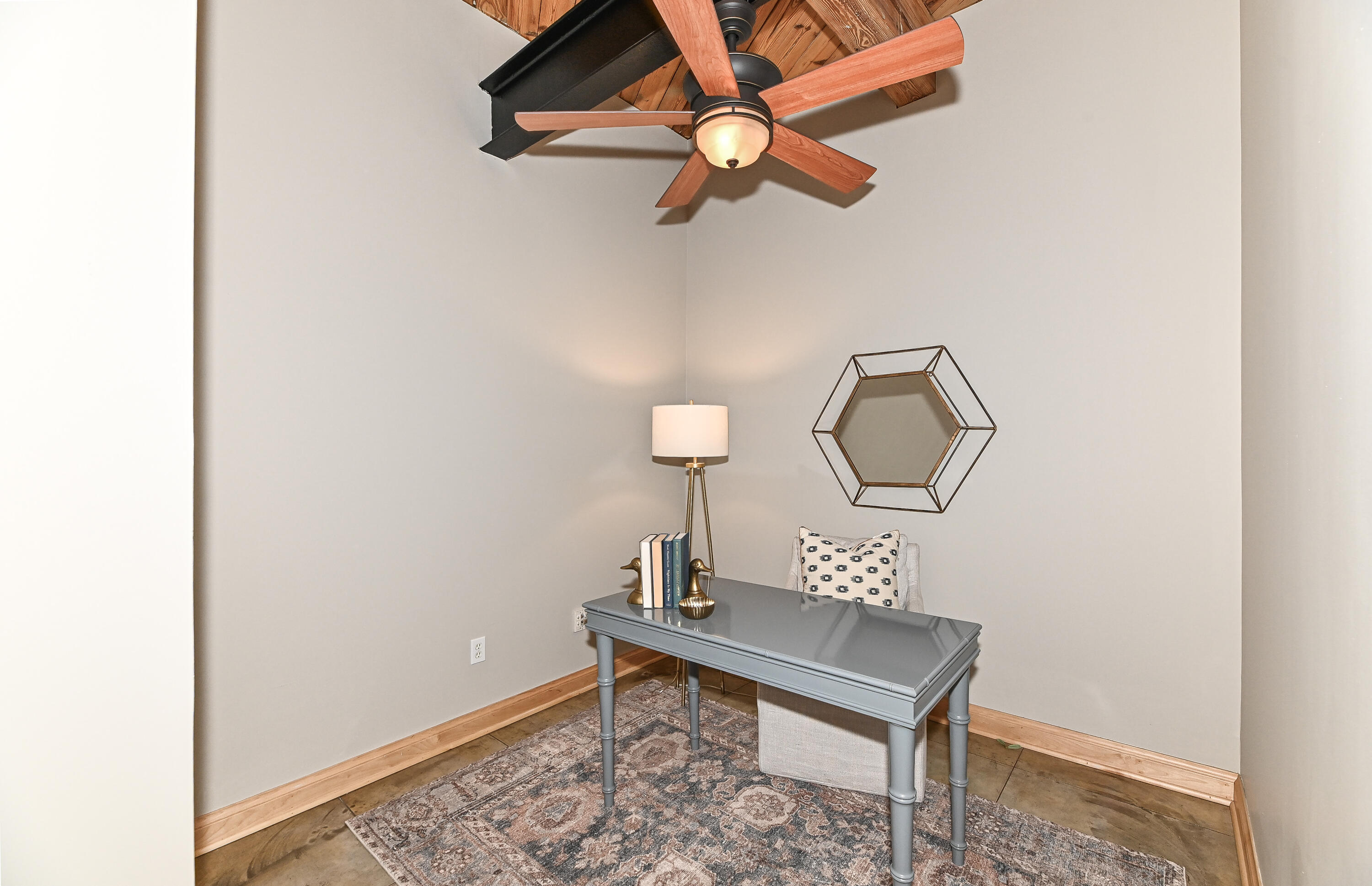 904 East Pearson Street, Unit 401 Milwaukee, WI 53202 - Photo 24 of 43 Pearson-2
