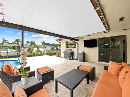 $699,000 | 5960 Southwest 13th Street, Plantation, FL 33317