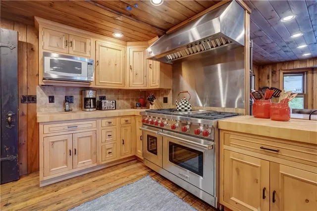 $2,495,000 | 5561 Logan Lane, Canandaigua Town, NY 14424