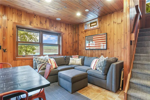 $2,495,000 | 5561 Logan Lane, Canandaigua Town, NY 14424