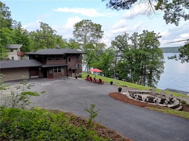 $2,495,000 | 5561 Logan Lane, Canandaigua Town, NY 14424