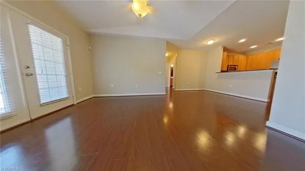 $1,300 | 7108 West Friendly Avenue, Greensboro, NC 27410