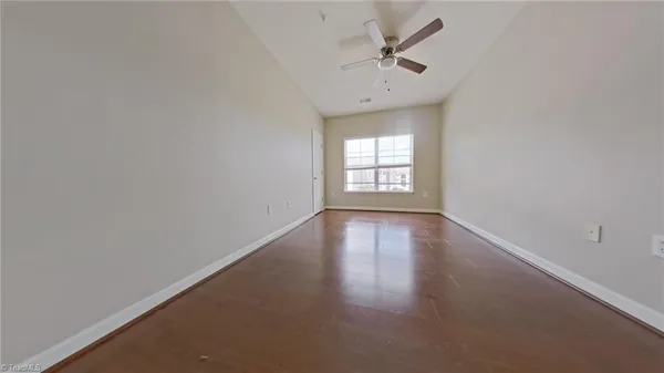 $1,300 | 7108 West Friendly Avenue, Greensboro, NC 27410