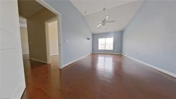 $1,300 | 7108 West Friendly Avenue, Greensboro, NC 27410
