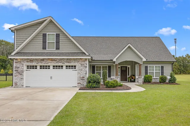 $395,000 | 2927 Avon Road, Greenville, NC 27858
