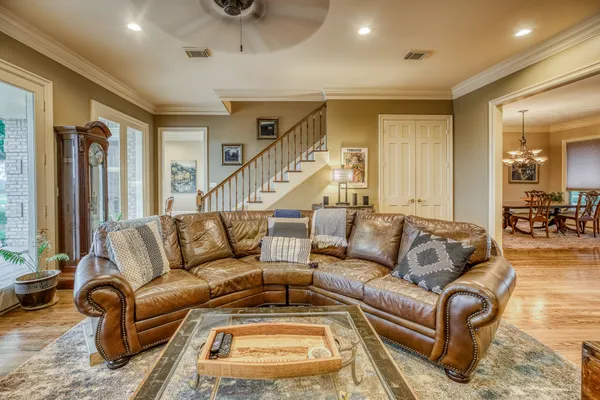 $5,975,000 | 2204 Carter Road, Bellville, TX 77418