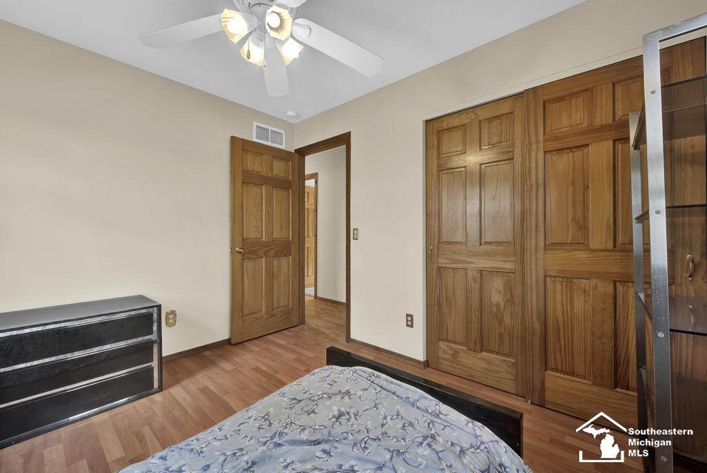 10671 Crabb Road Temperance, MI 48182 - Photo 23 of 48