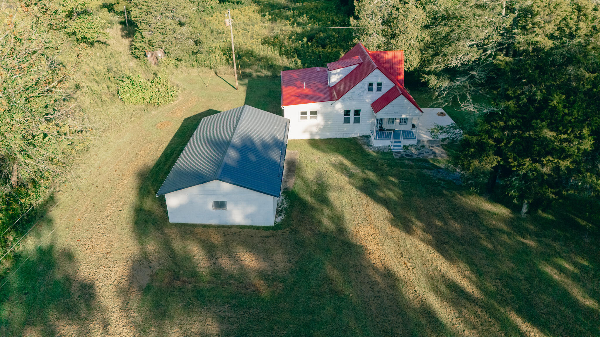 2827 Max Creek Road Hiwassee, VA 24347 - Photo 4 of 35 an aerial view of residential house with pool and yard