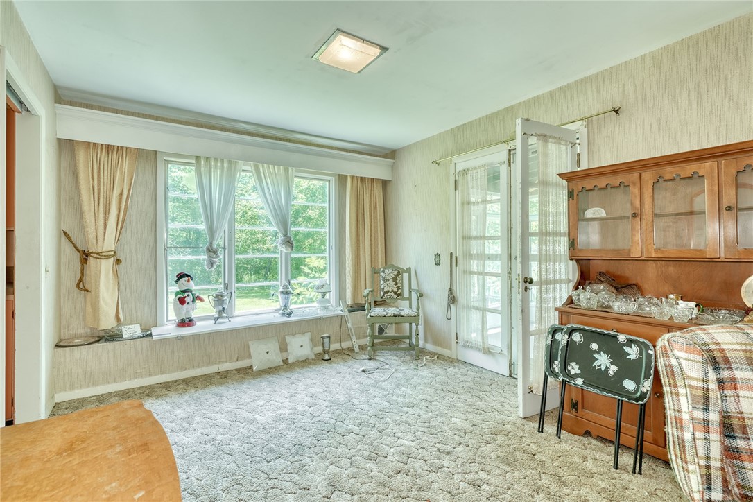 296 Kirk Road Greece, NY 14612 - Photo 9 of 46