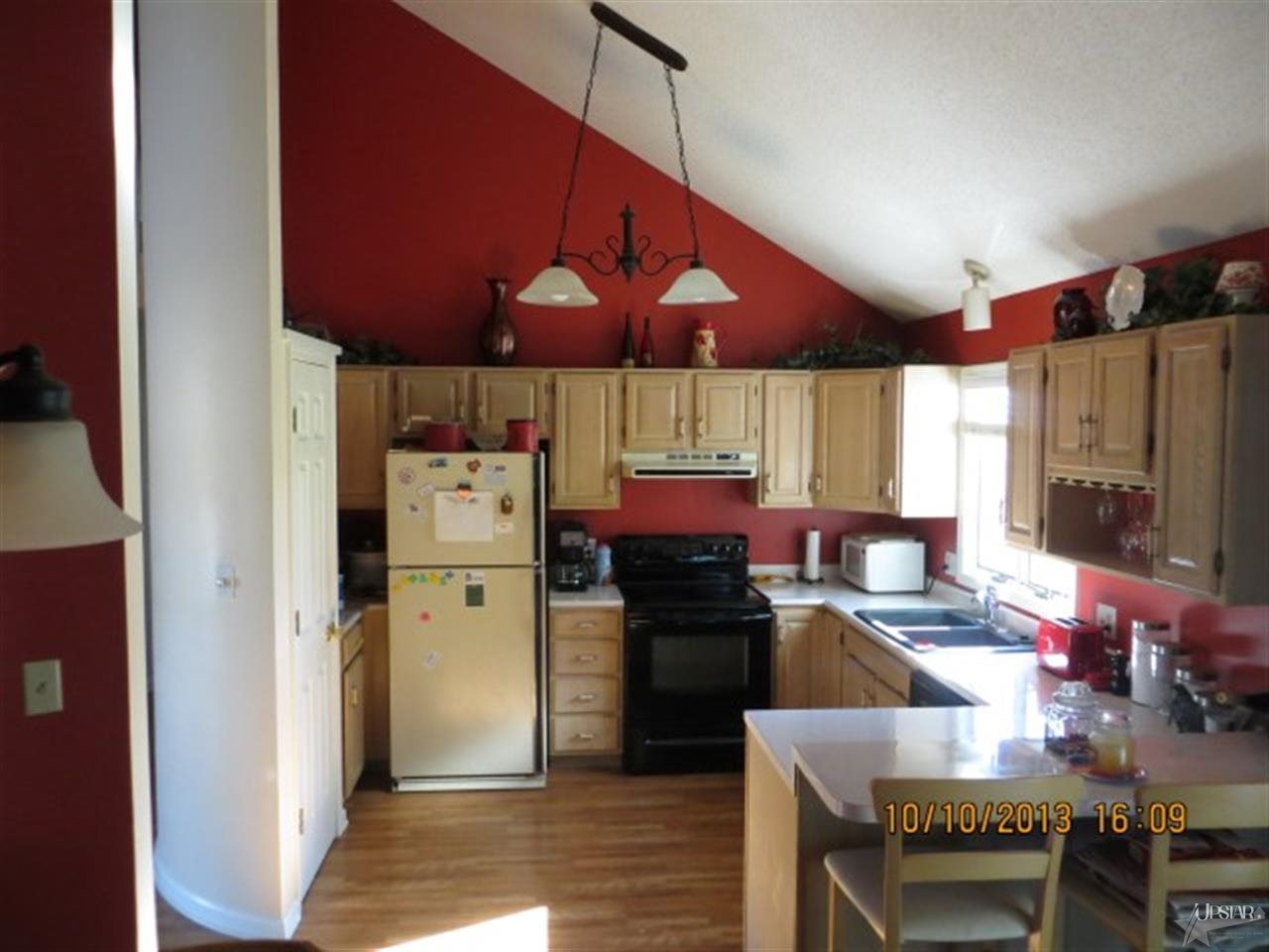 7825 Ridgeside Lane Fort Wayne, IN 46835 - Photo 3 of 9