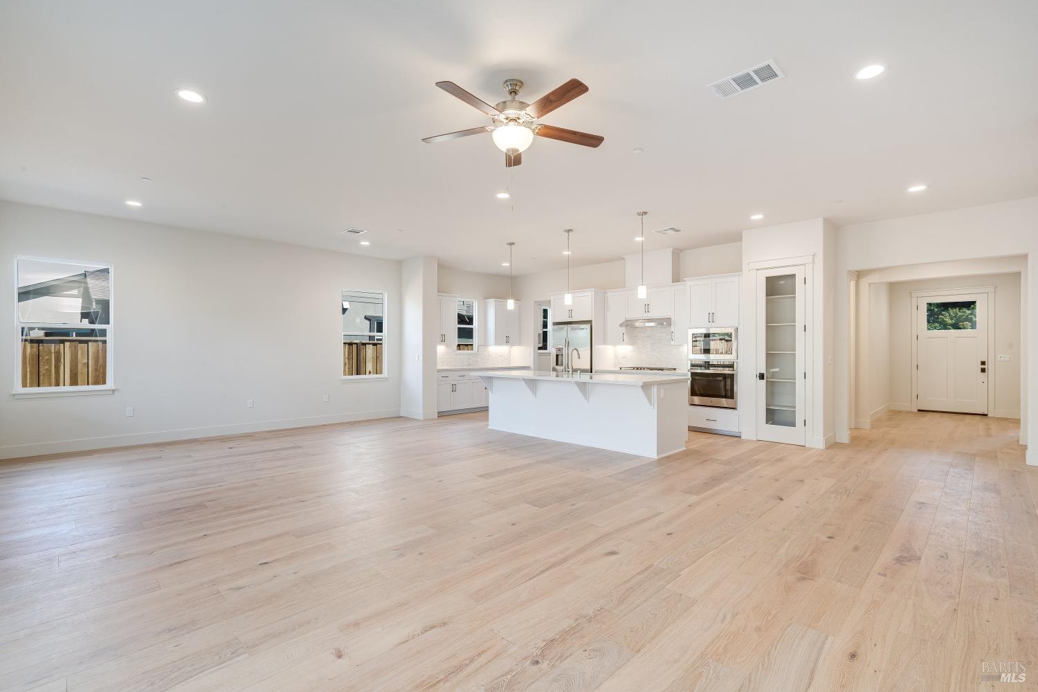 3441 Ruston Lane Napa, CA 94558 - Photo 4 of 18