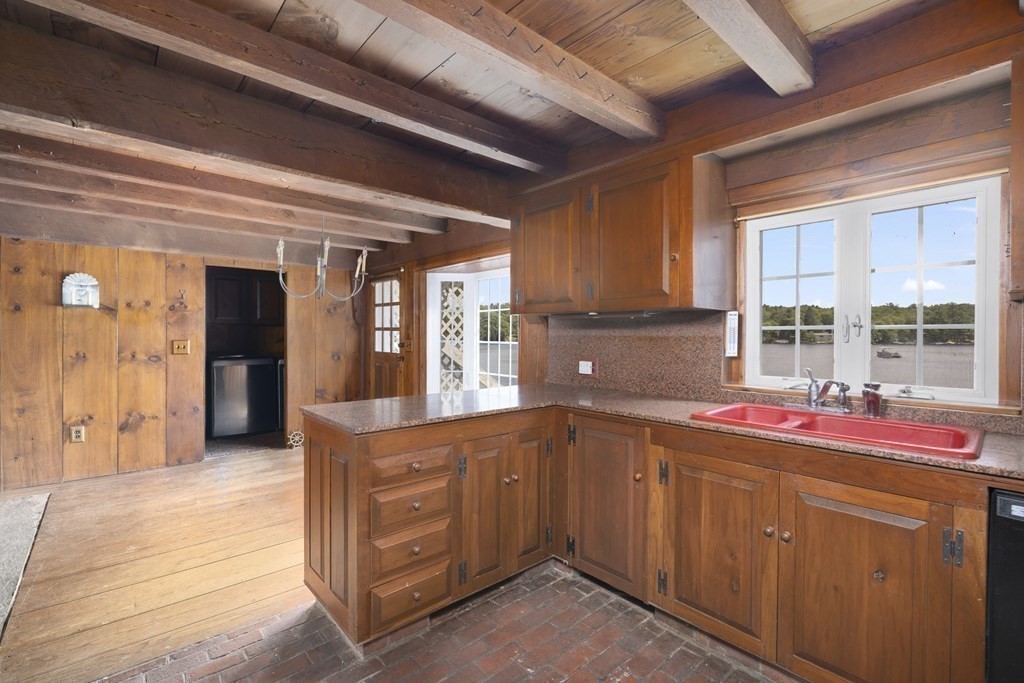 430 Camp Dixie Road Burrillville, RI 02859 - Photo 8 of 42 Gallery Image 8
